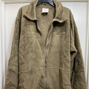 Brown generation III men’s size XL-Long cold weather fleece jacket.